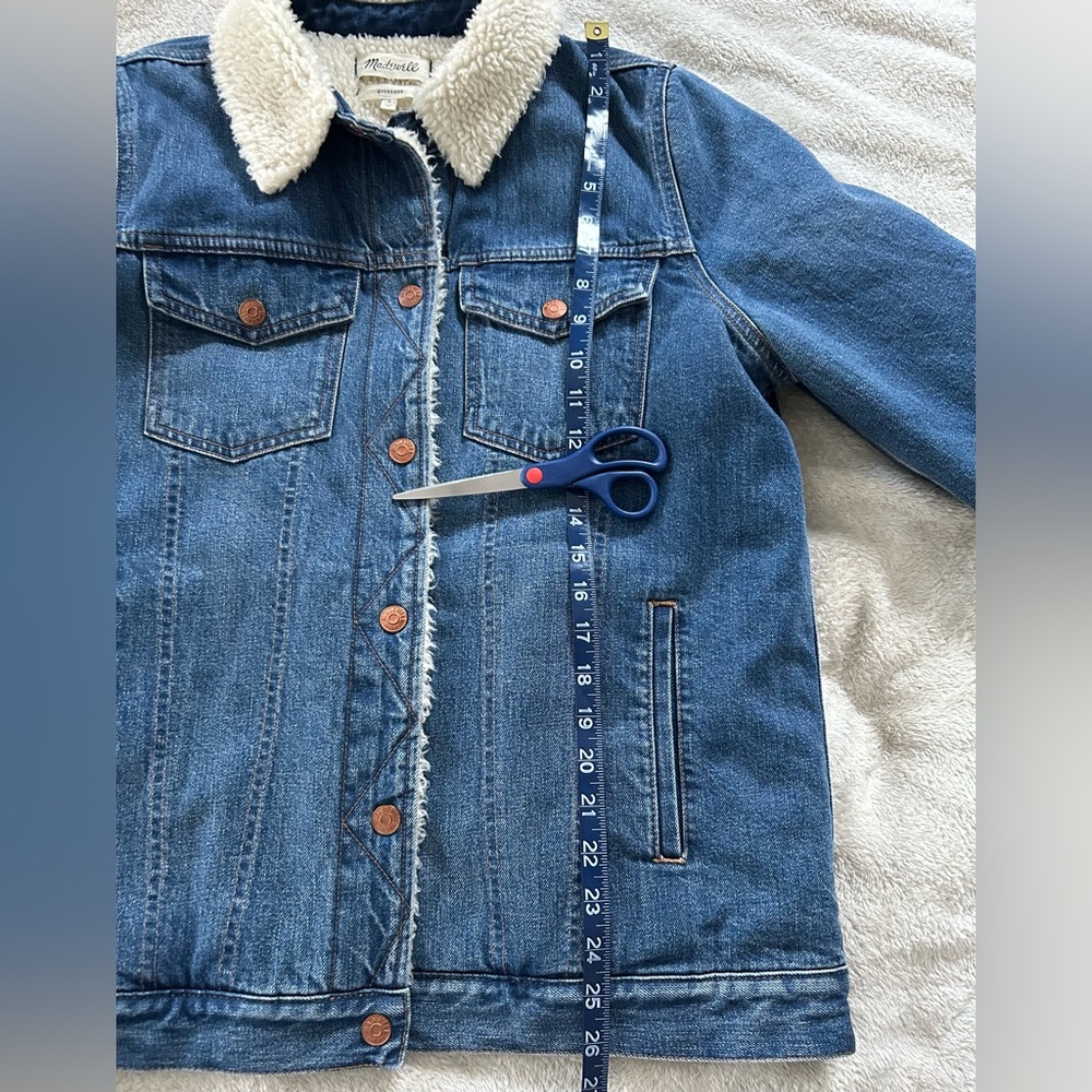 Madewell The Oversized Jean Jacket: Sherpa Edition - Picture 15 of 16